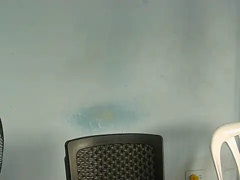 Snapshot of YOX22 chatting on 02.04.26 YOX22 online show from 02.04.26