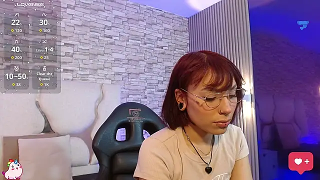 Issa tay1 online show from 10.20.25