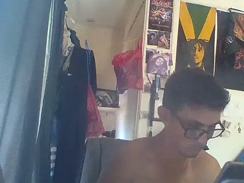 Snapshot of Invisibledickman chatting on 02.11.26 Invisibledickman online show from 02.11.26