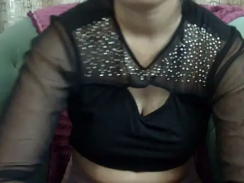 Snapshot of Dolly1206 chatting on 10.09.25 Dolly1206 online show from 10.09.25