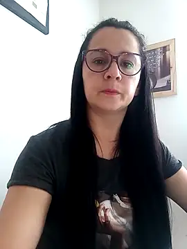 Snapshot of Alanna_11 chatting on 02.18.25 Alanna 11 online show from 02.18.25
