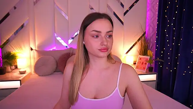 LindsieGreyy online show from 03.19.26