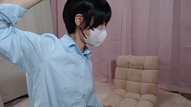 Snapshot of ASAHI_chan chatting on 10.21.25 ASAHI chan online show from 10.21.25