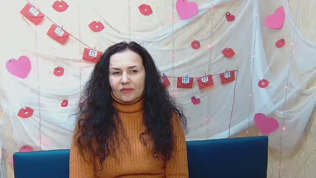 Miroslava Happi online show from 02.10.25