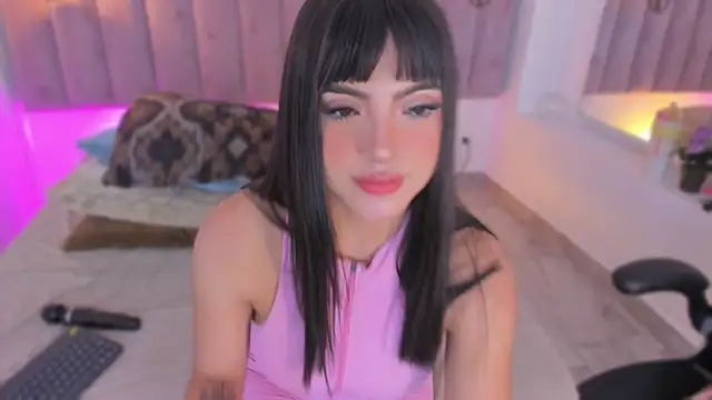 Snapshot of emmiily_z chatting on 07.16.26 emmiily z online show from 07.16.26