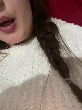 Snapshot of salma74779 chatting on 02.24.25 salma74779 online show from 02.24.25