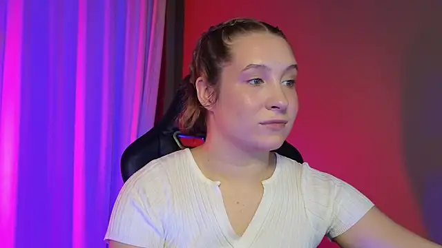 Saint Vicious online show from 10.16.25