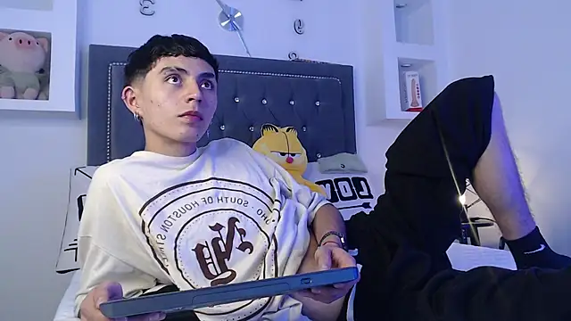 Snapshot of MaikyCooper chatting on 03.13.25 MaikyCooper online show from 03.13.25