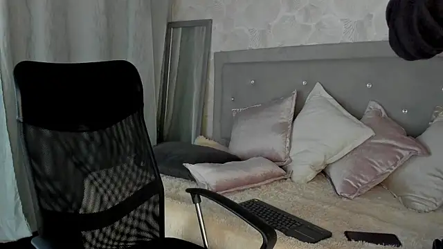 Luke Diaz7 online show from 03.07.25