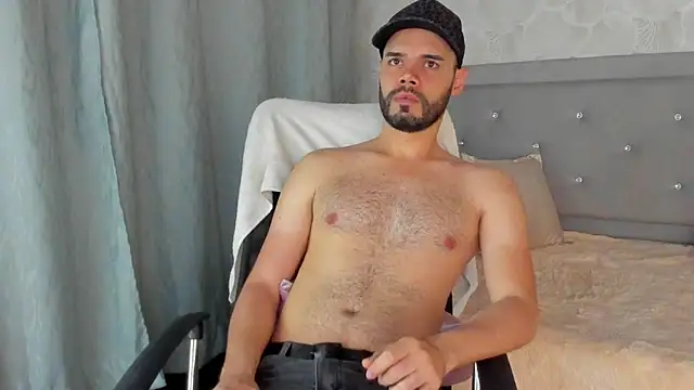 Luke Diaz7 online show from 03.11.25