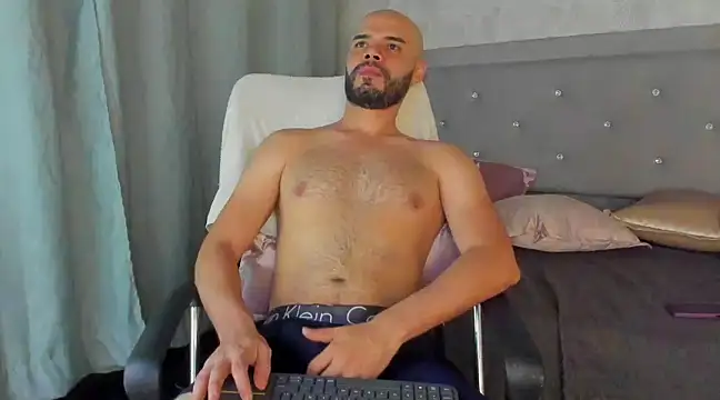 Luke Diaz7 online show from 03.13.25