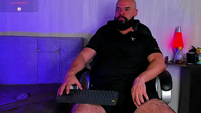 Luke Diaz7 online show from 04.06.26