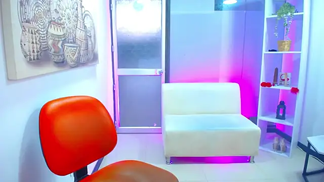 Snapshot of Katelady chatting on 02.21.25 Katelady online show from 02.21.25