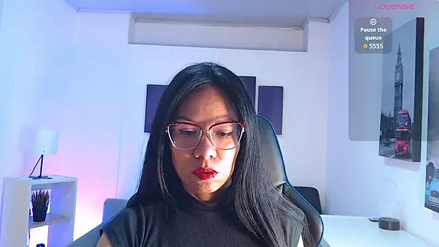Snapshot of Katelady chatting on 09.19.25 Katelady online show from 09.19.25