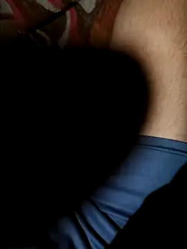 Snapshot of CuteRani001 chatting on 12.15.25 CuteRani001 online show from 12.15.25