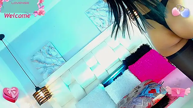 BelovedChain01 online show from 11.29.25