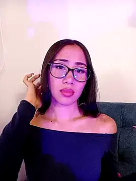 Snapshot of ximenagp chatting on 10.02.25 ximenagp online show from 10.02.25