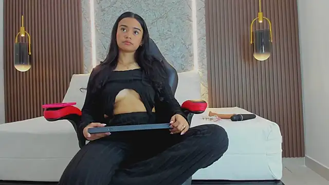 selena foox online show from 03.21.25