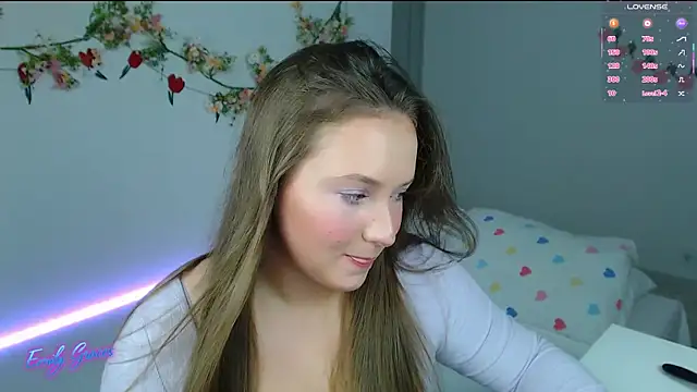 Snapshot of EmilyxxGraces chatting on 05.03.26 EmilyxxGraces online show from 05.03.26