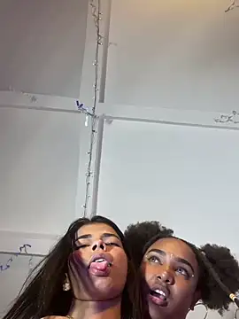 gothwhore77 online show from 02.18.25