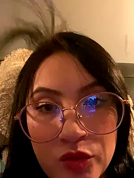 ValentinaOrtiz3 online show from 09.15.25