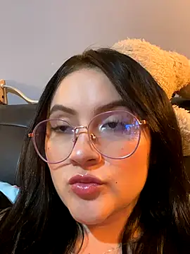 ValentinaOrtiz3 online show from 09.24.25