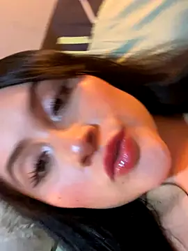 ValentinaOrtiz3 online show from 09.27.25