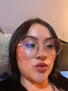 ValentinaOrtiz3 online show from 10.06.25