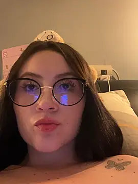 ValentinaOrtiz3 online show from 06.23.26