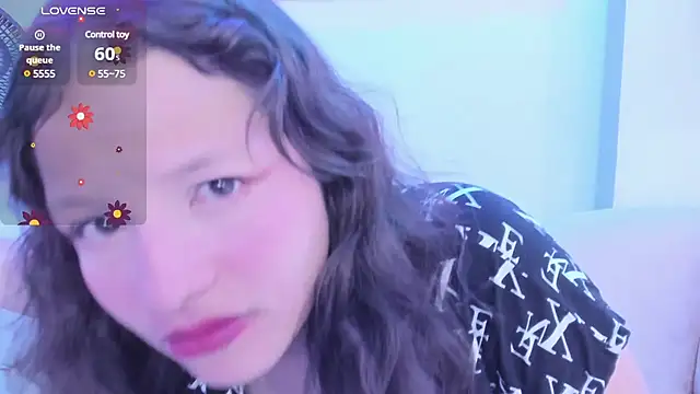 Marii 18 online show from 02.25.25