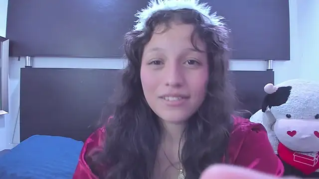 Marii 18 online show from 03.13.25