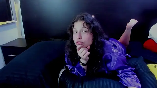 Marii 18 online show from 03.20.25