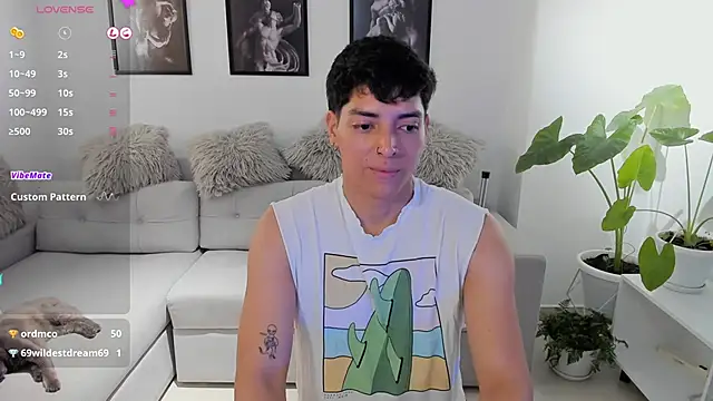 Snapshot of _JacobMiller__ chatting on 02.09.25 JacobMiller online show from 02.09.25