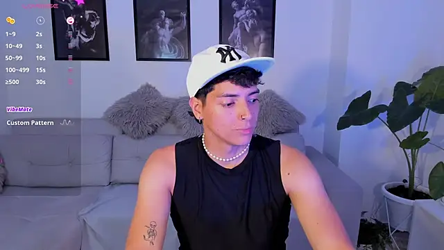 Snapshot of _JacobMiller__ chatting on 02.18.25 JacobMiller online show from 02.18.25