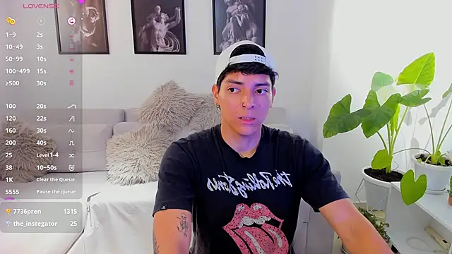 Snapshot of _JacobMiller__ chatting on 02.25.25 JacobMiller online show from 02.25.25