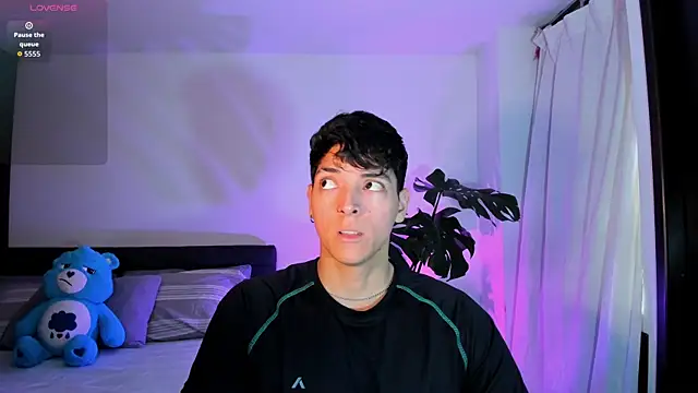 Snapshot of _JacobMiller__ chatting on 09.22.25 JacobMiller online show from 09.22.25