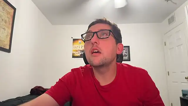 Snapshot of Milflover96 chatting on 12.13.25 Milflover96 online show from 12.13.25