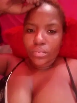 Snapshot of Coco_Nile chatting on 02.24.25 Coco Nile online show from 02.24.25
