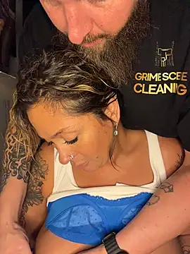 Snapshot of bossyroxy84 chatting on 10.29.25 bossyroxy84 online show from 10.29.25