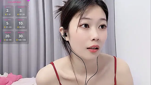 Snapshot of yunyun121 chatting on 03.19.25 yunyun121 online show from 03.19.25