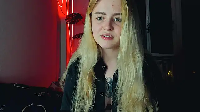 Snapshot of Alexa_Pirs chatting on 03.07.25 Alexa Pirs online show from 03.07.25