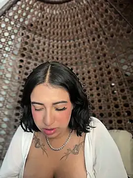 Scarlett-LS online show from 10.18.25