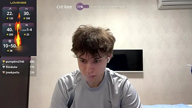 Snapshot of aronrodrigos chatting on 03.08.25 aronrodrigos online show from 03.08.25