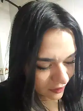 Snapshot of nikki_grey chatting on 10.05.25 nikki grey online show from 10.05.25