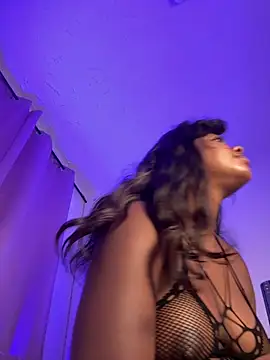 Daphnewalker   online show from 05.16.26