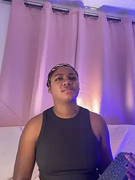 Snapshot of Daphnewalker__ chatting on 06.28.26 Daphnewalker online show from 06.28.26