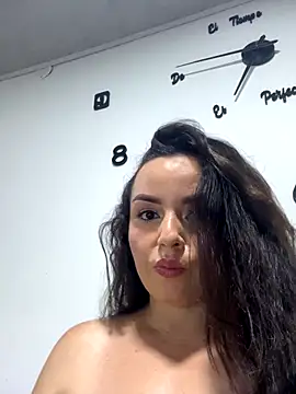 Snapshot of francy20 chatting on 10.10.25 francy20 online show from 10.10.25