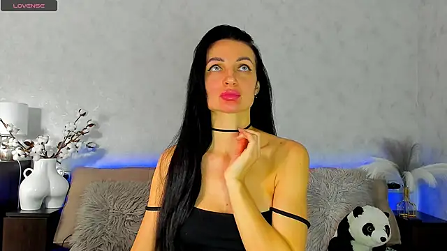 Tina Mart online show from 11.05.25