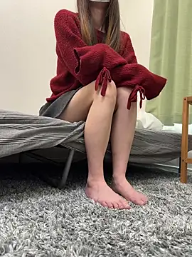 Snapshot of YARASERO-kun chatting on 02.23.25 YARASERO-kun online show from 02.23.25