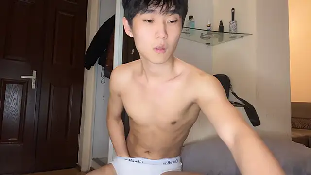 Snapshot of Brian_Stars chatting on 12.15.25 Brian Stars online show from 12.15.25